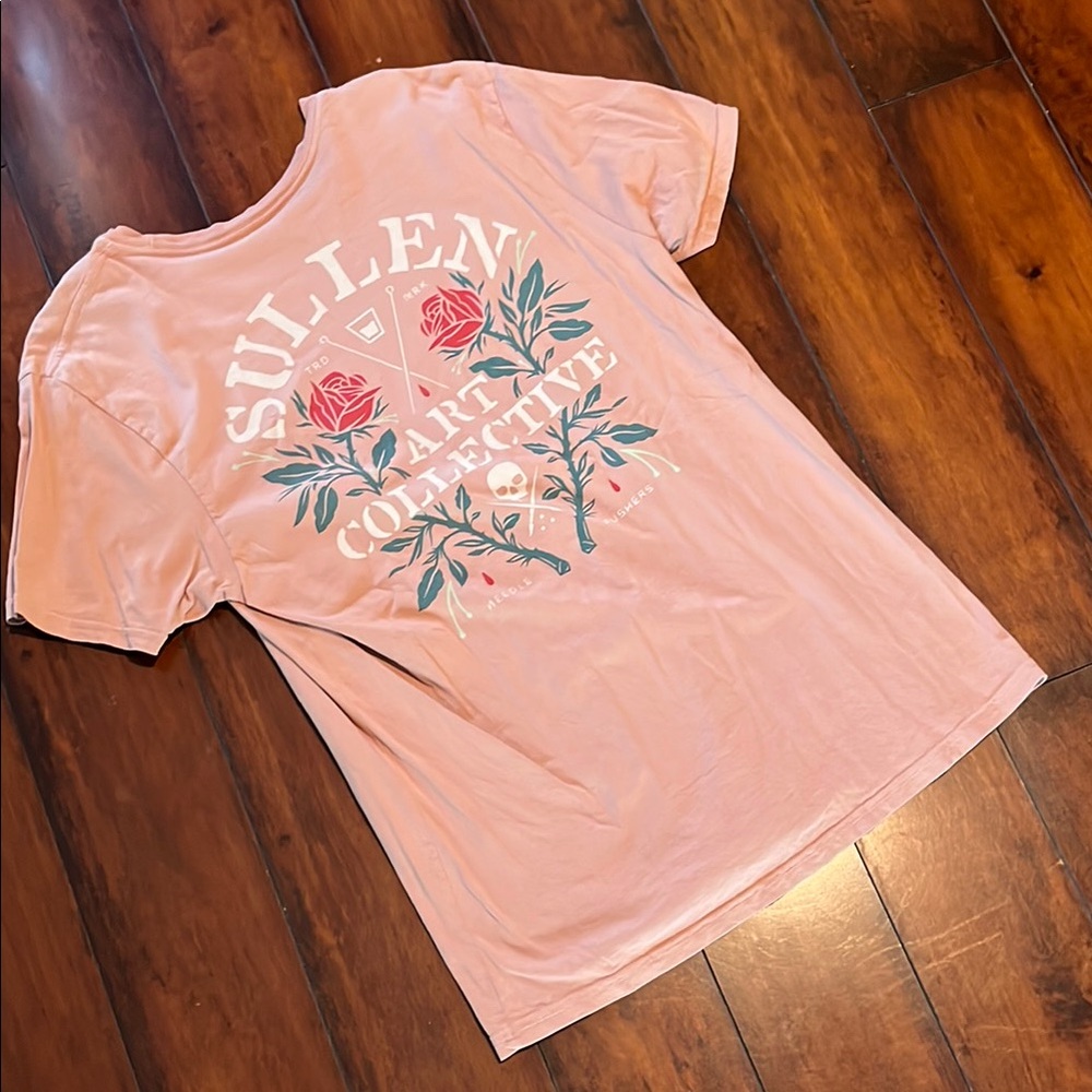 Buckle Pink Graphic Tee